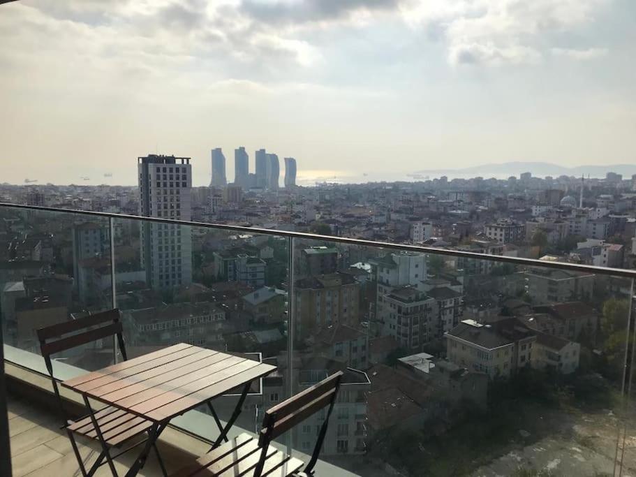 Deniz Manzarali Yuksek Kat Lux Aylikta Indirim Apartment